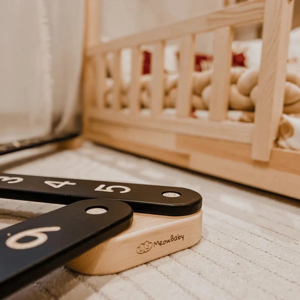 Fekete borovi fenyő egyensúlyozó pálya 10x408x5 cm Montessori – Meowbaby