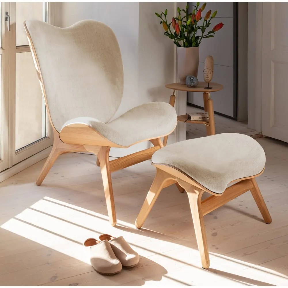 Bézs fotel A Conversation Piece – UMAGE