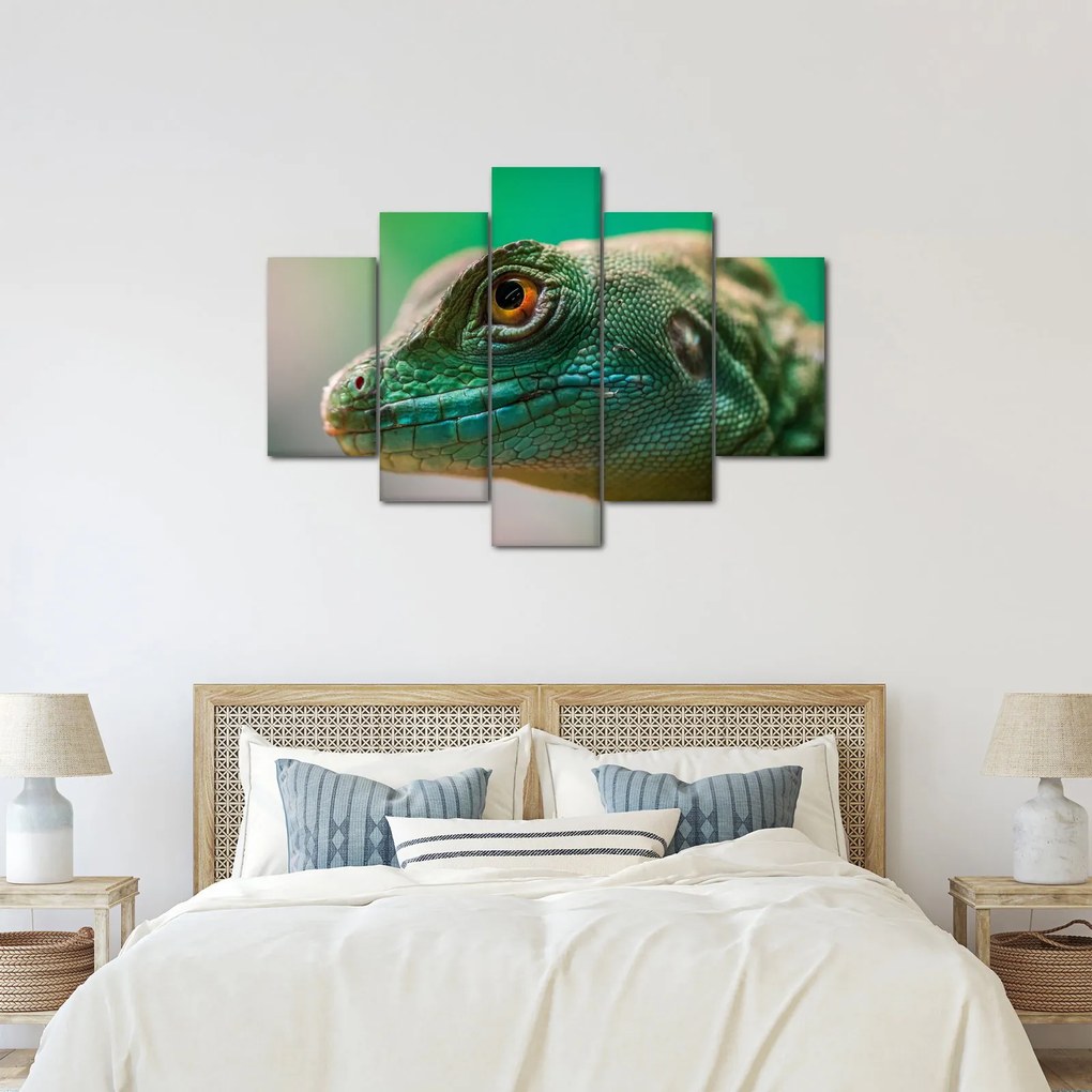 Részletes kép a gyíkról (150x105 cm)