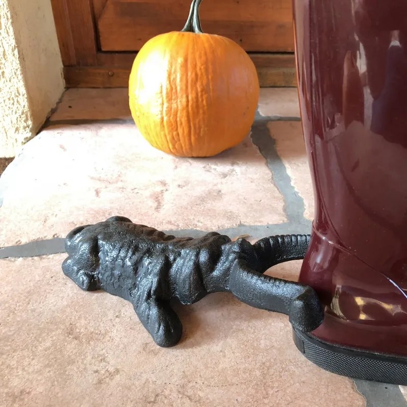 Öntöttvas kutyás csizmalehúzó, fekete