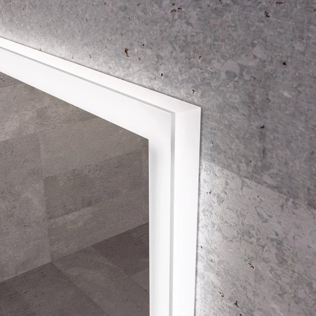 Álló fürdőszobai LED tükör 70x90cm | Páramentesítő - Óra - Fényerő és színhőmérséklet szabályozás | Welland Luxury-Line