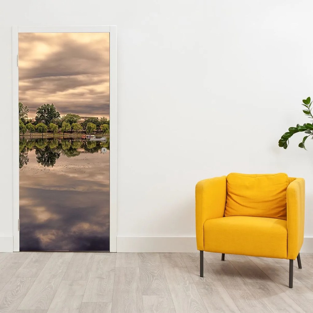 Fotótapéta ajtóra - Tó és fák (95x205cm)