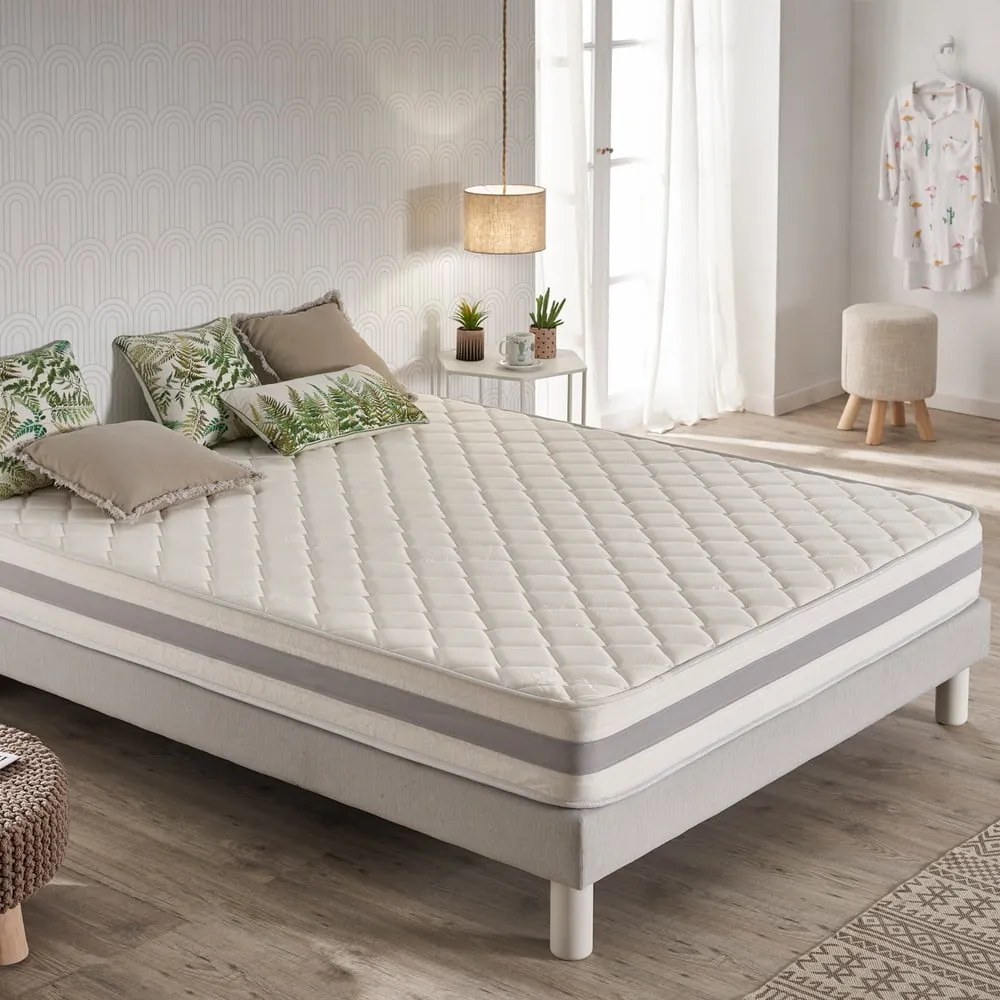 Kemény-közepes keménységű kétoldalas-hőszabályozó hab matrac 140x200 cm Naturcare Aloe Vera – Moonia