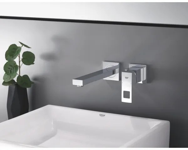 GROHE 23447000 - EUROCUBE 231 mm-es mosdócsaptelep, fényes króm