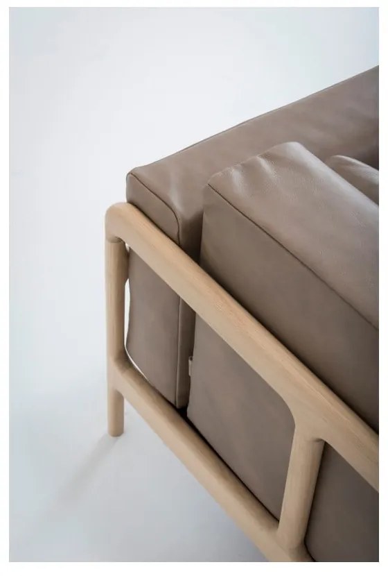 Fawn fotel tömör tölgyfa konstrukcióból világosbarna bivalybőr ülőpárnával - Gazzda