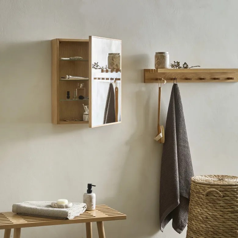 Raukstad tükrös fürdőszobaszekrény