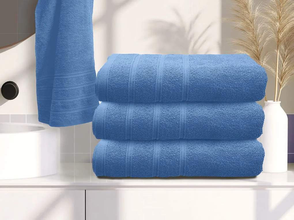 Bella világoskék fürdőlepedő