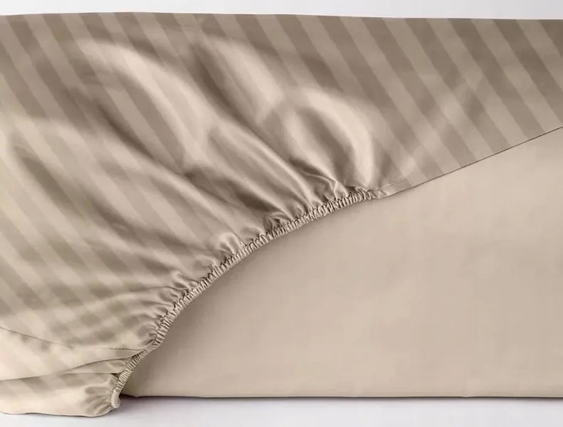 Damaszt lepedő macchiato bézs gumis 140x200 Maro Home