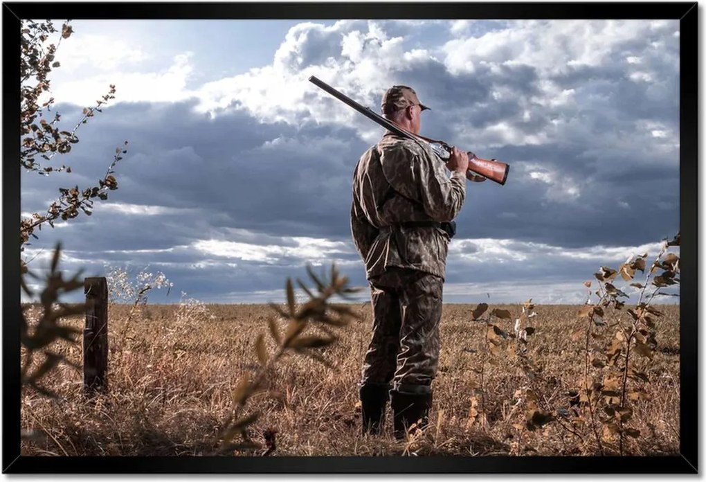 Poszterek keretben 60x40 Vadász fegyver a vállon