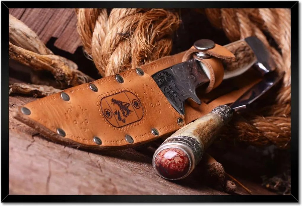 Poszterek keretben 60x40 Kés fa alapon