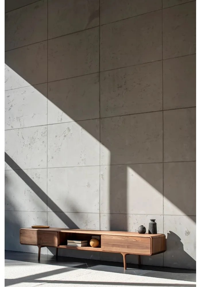 Barna tölgyfa TV-állvány 220x45x45 cm Fawn – Gazzda