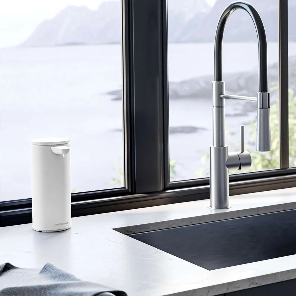 Fehér automata fém szappanadagoló 414 ml – simplehuman