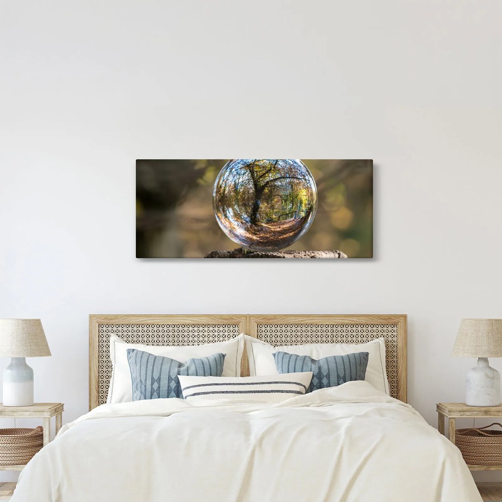 Kép - Tükröződés az üveggömbben (120x50 cm)
