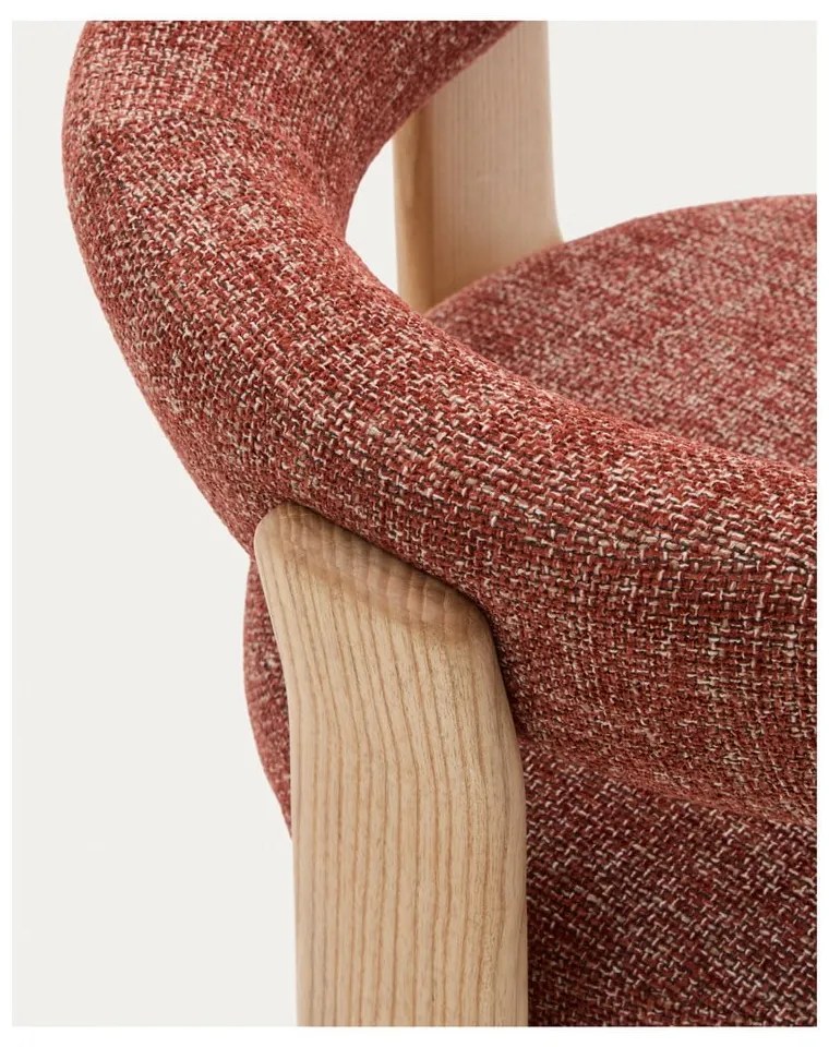 Natúr színű-terrakotta színű kőrisfa karfás étkezőfotel Granite – Kave Home