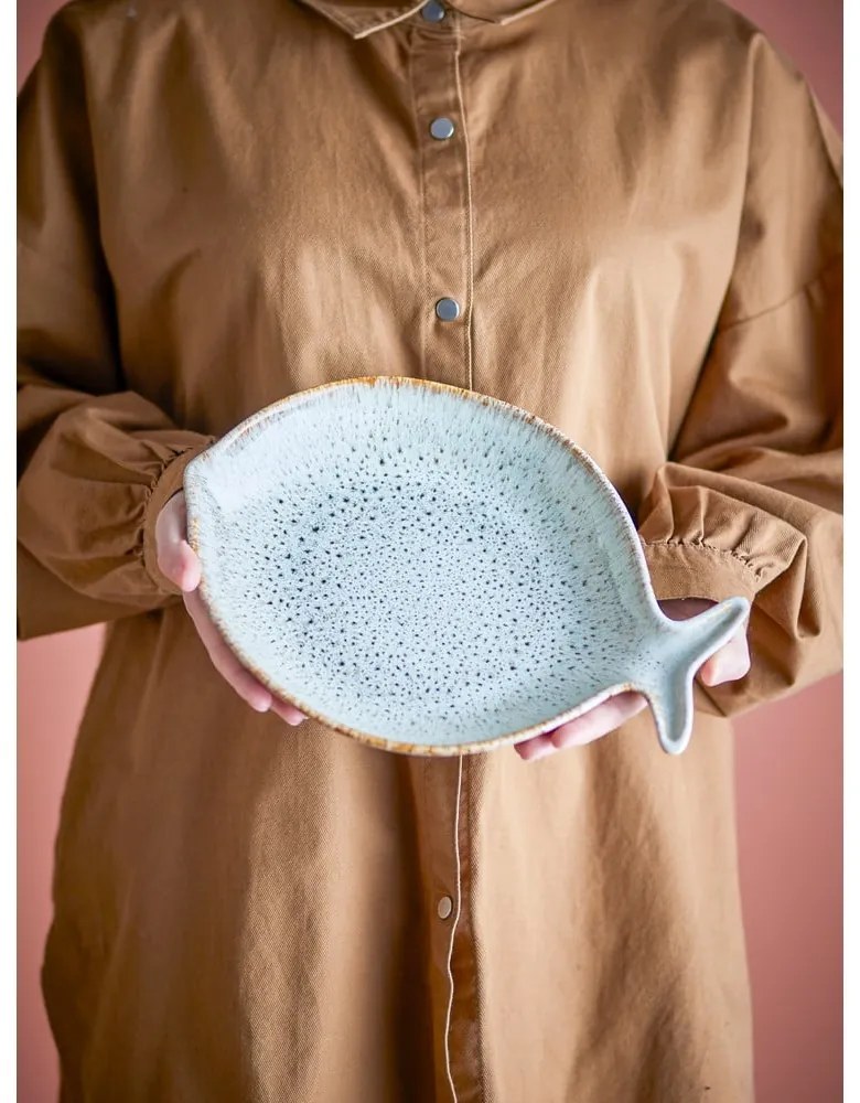 Kék-bézs szervírozó kőedény tányér Fleur – Bloomingville