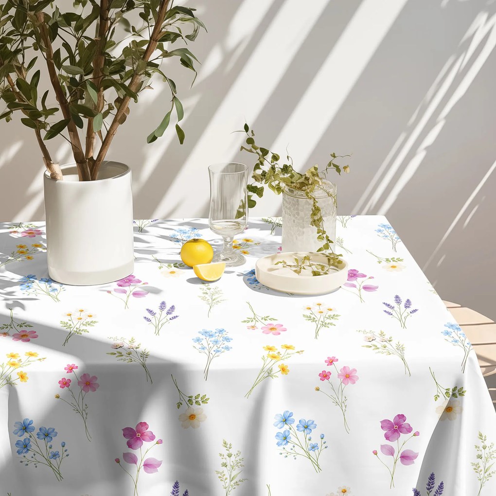 Goldea teflonbevonatú asztalterítő - virágoskert 120 x 160 cm