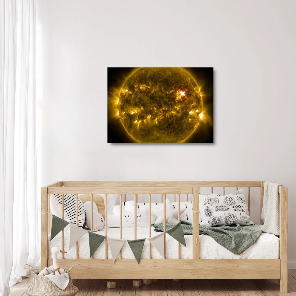 Üvegkép - A Nap felszíne napkitörésekkel (70x50 cm)