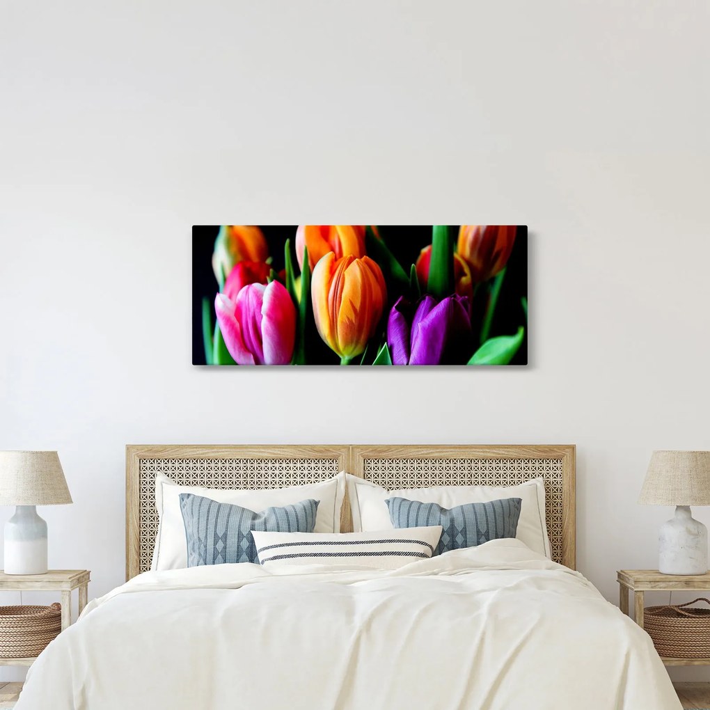 Tulipánok képe fekete alapon (120x50 cm)