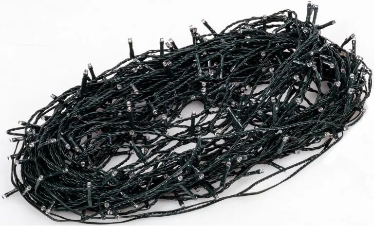 VOLTRONIC® Fényfüzér 100 LED Hideg fehér sötét 3AA elem