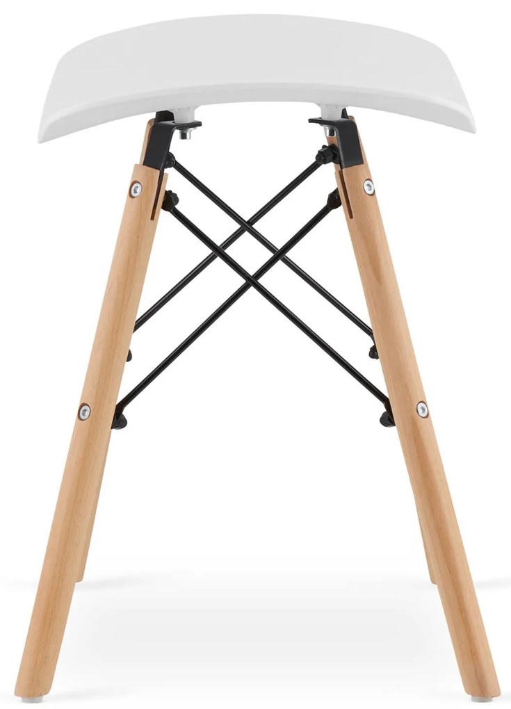 AKCIÓ Fehér puff KORFU II. osztály