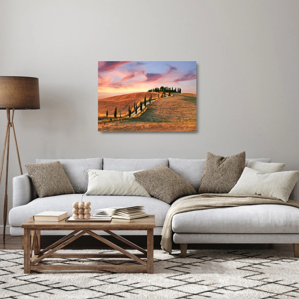 Kép - Ház a dombon, Toszkána, Olaszország (üvegen) (70x50 cm)