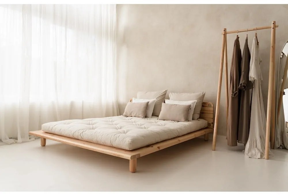 Borovi fenyő franciaágy ágyráccsal 160x200 cm Peek – Karup Design