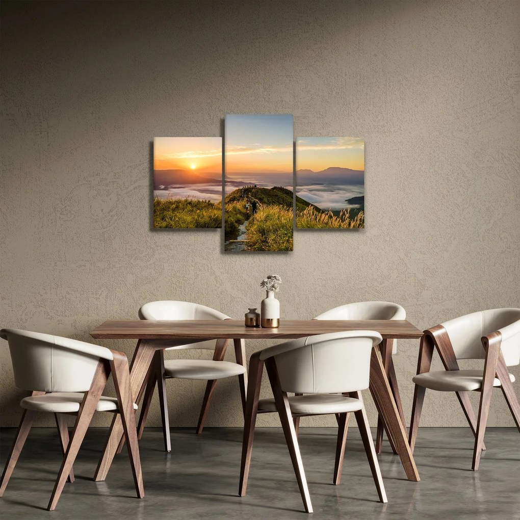 A hegy naplementekor képe (90x60 cm)