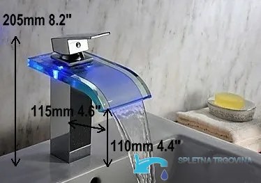 Álló fürdőszobai csaptelep EYN MF313 LED-világítással és vízeséskifolyóval, króm kivitelben