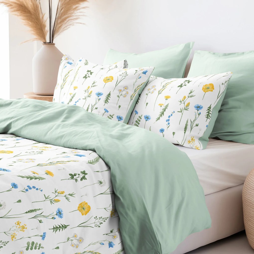 Goldea pamut ágyneműhuzat duo - magyar rét, világos menta hátoldal 150 x 200 és 50 x 60 cm