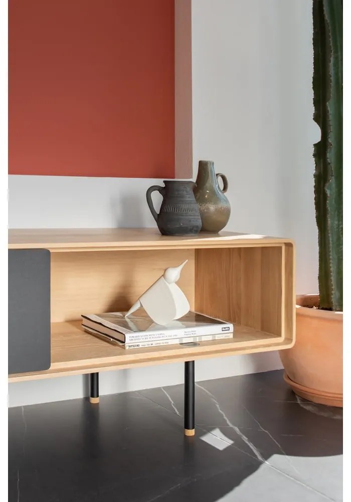 Tölgyfa szobor (magasság 11,5 cm) Tica – Gazzda