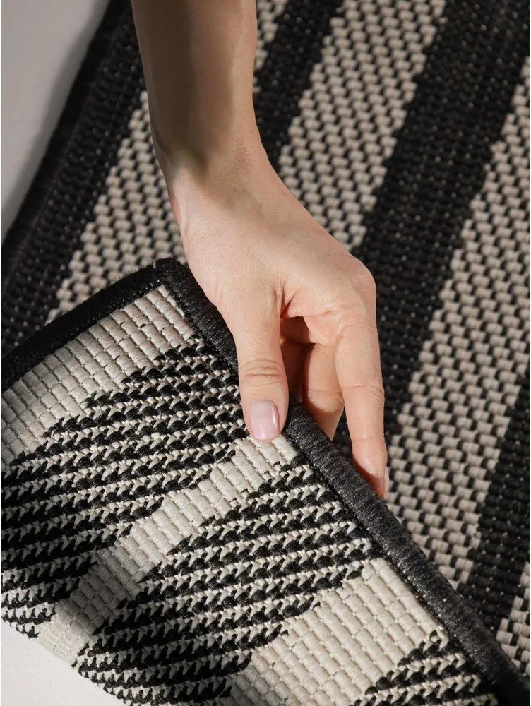 Fekete-krémszínű kültéri-beltéri szőnyeg 120x170 cm Haringey Allington – Ted Baker