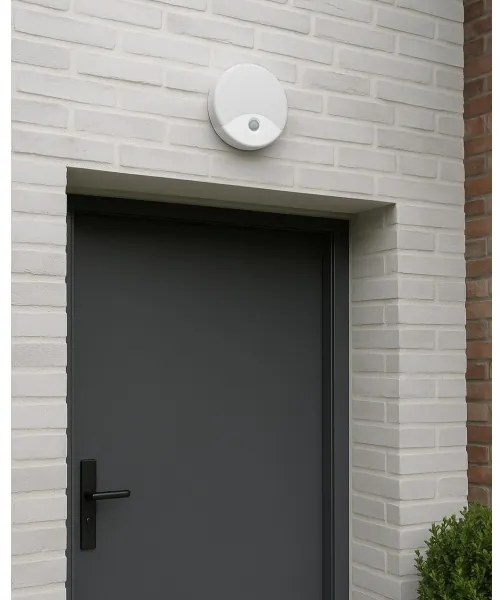 LED kültéri fali lámpatest mozgásérzékelővel LED/18W/230V IP44 fehér