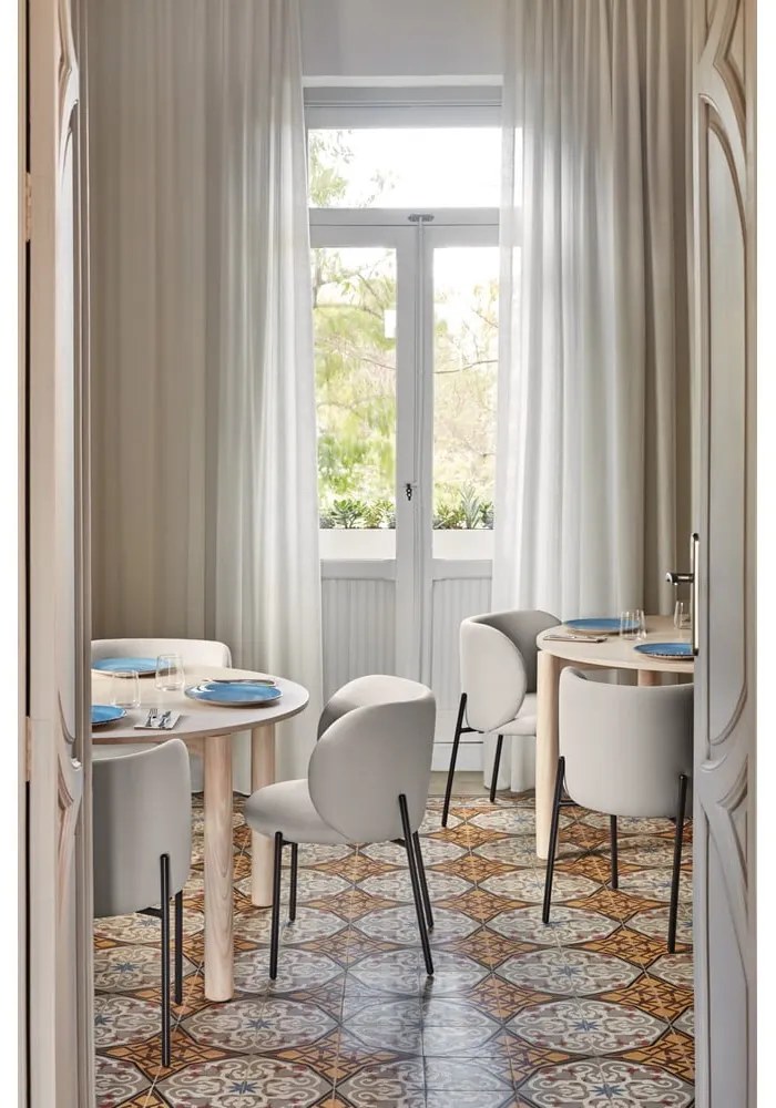 Világosszürke kárpitozott étkezőfotel szett 2 db-os Mogi – Teulat