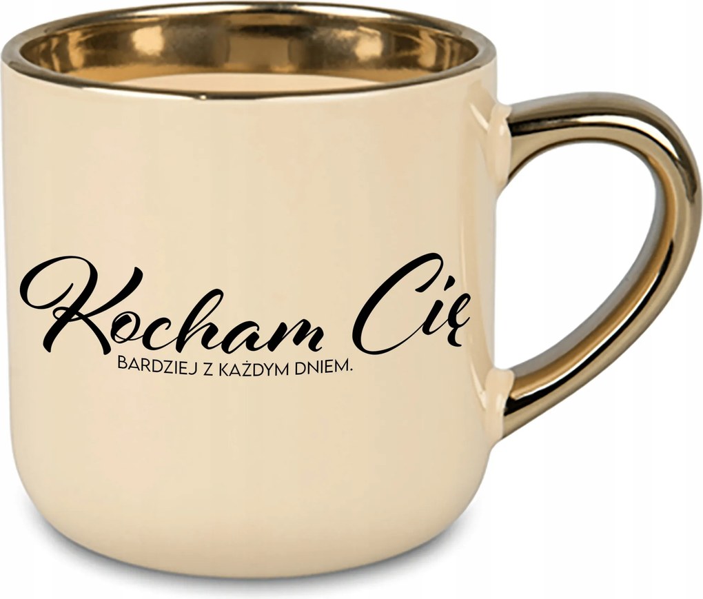 Bögre Nagy Krém Szeretem Napról Napra Jobban Ajándék Férj Feleségének