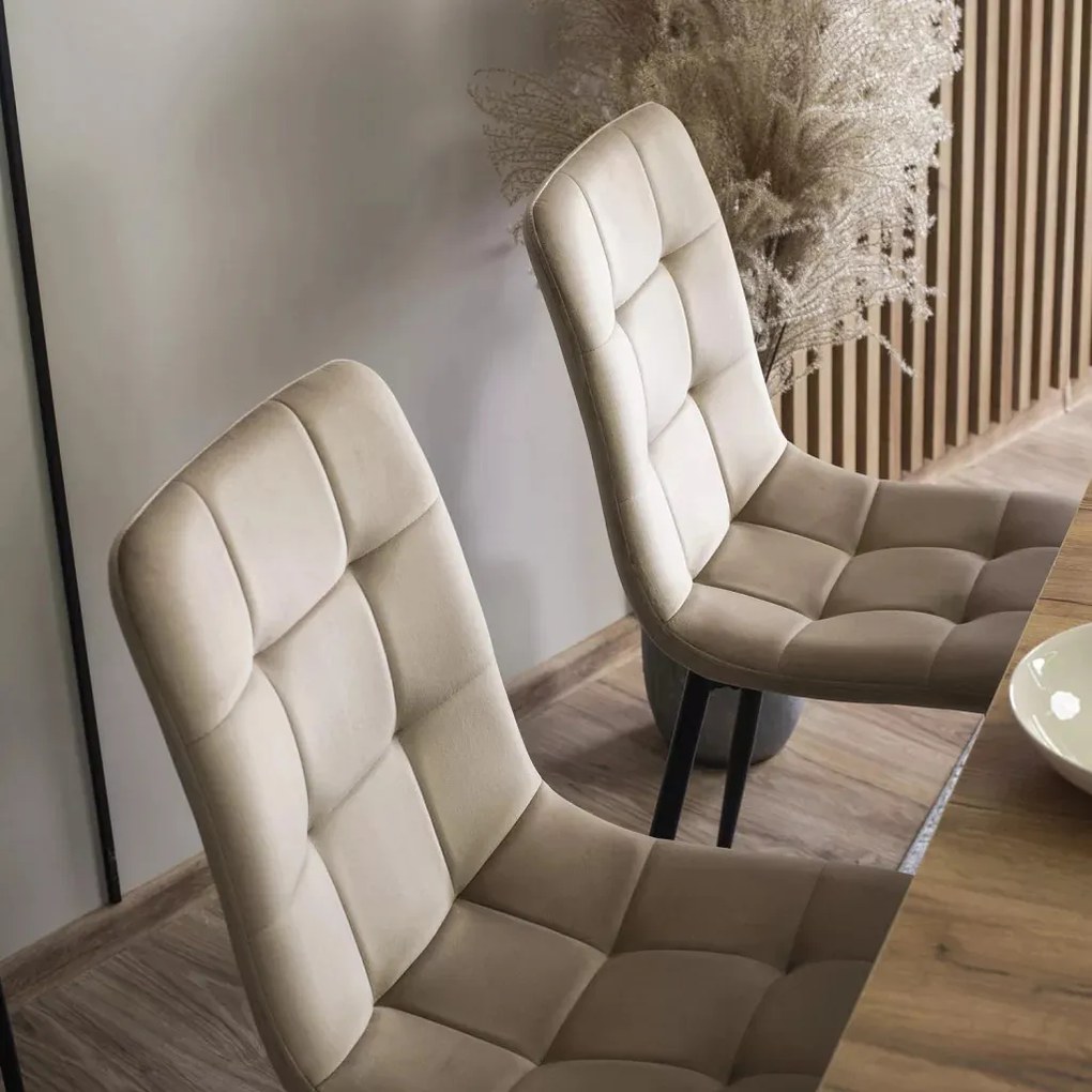 Bézs Bársony Étkezőszék. PERU Belföldi Raktárról