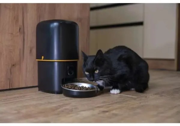 Automata etető mikrofonnal és kamerával 4l/5V/3xD Wi-Fi