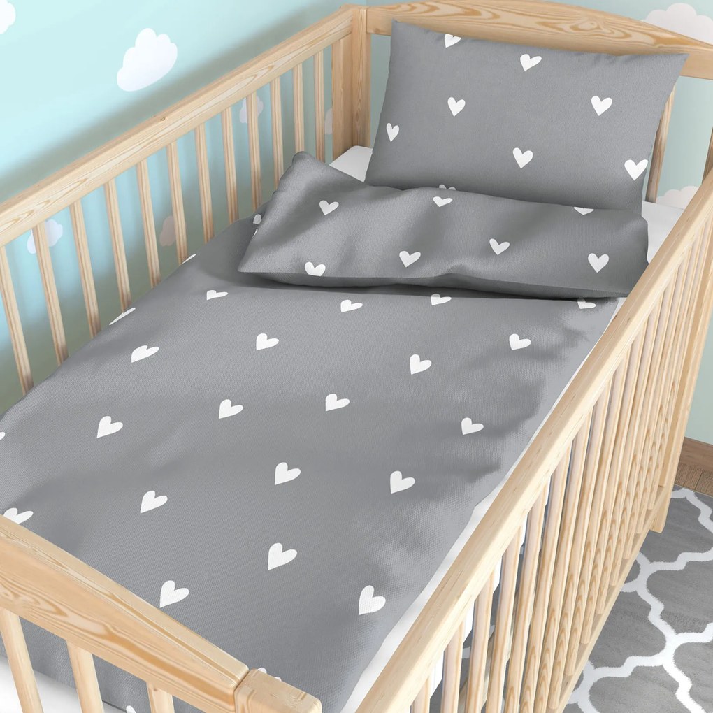 Goldea gyermek pamut ágyneműhuzat kiságyba - szívecskék, szürke alapon 90 x 130 és 40 x 60 cm