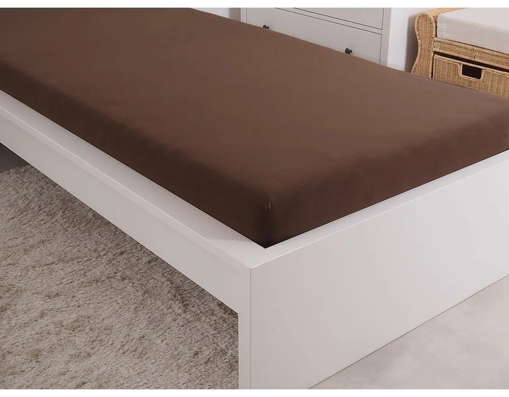 Sötétbarna lepedő 200x220 cm – B.E.S.