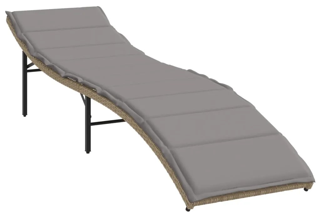 2 db bézs polyrattan napozóágy párnával