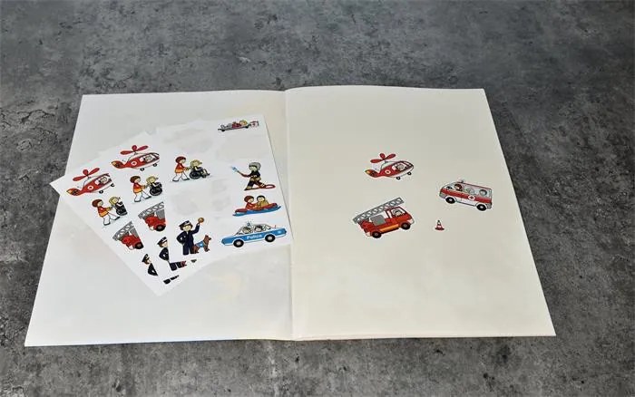 Matrica, papír, 3 ív, 76x120 mm, AVERY ZWECKFORM, Z-Design No.54137, mentősök, rendőrök, tűzoltók (AY54137)