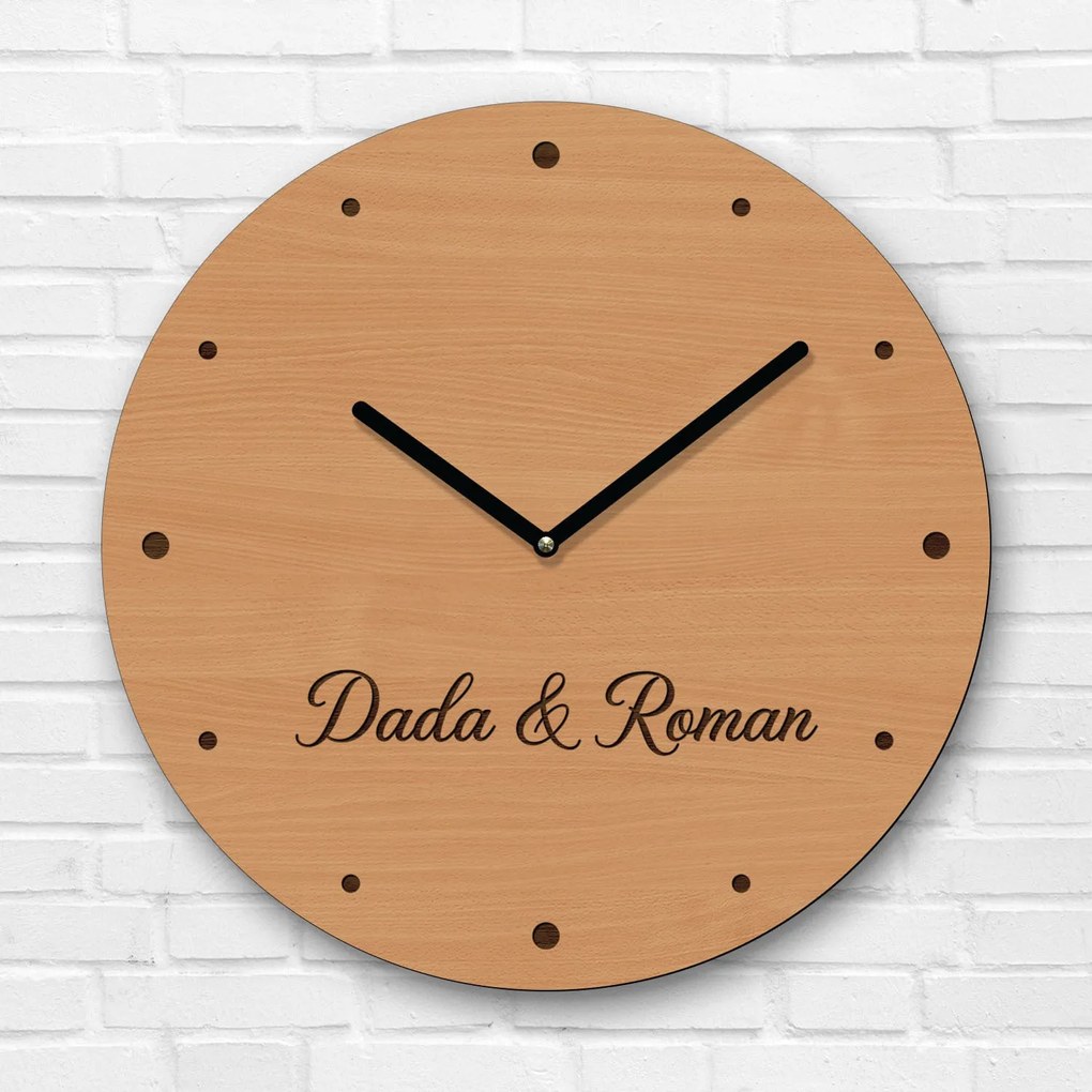 DUBLEZ | Személyre szabott fa óra nevekkel