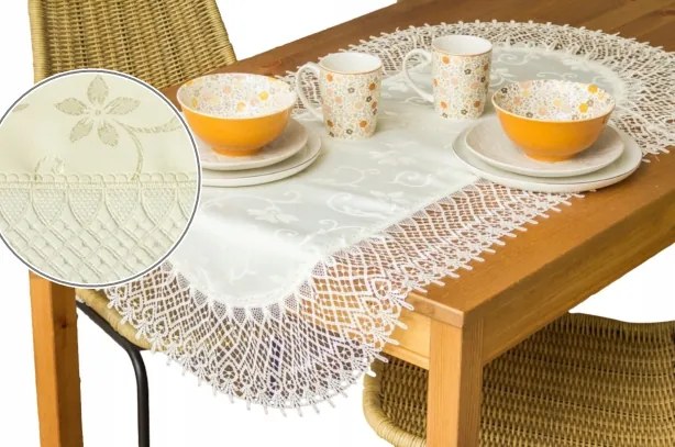 Asztalterítő Ovális foltálló Ecru gipiurával 60x120 cm krémszínű Ovális