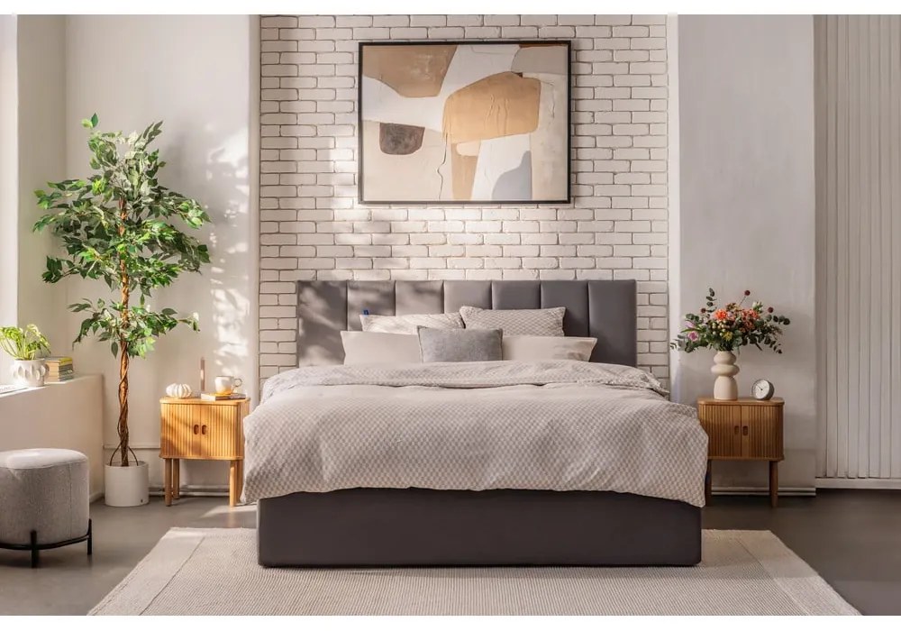 Szürke kárpitozott ágyneműtartós franciaágy ágyráccsal 180x200 cm Thessa Bold Line – Bonami Selection
