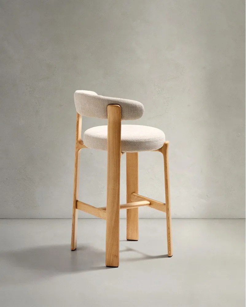 Bézs-világos natúr színű kőrisfa bárszék (ülésmagasság 75 cm) Granite – Kave Home