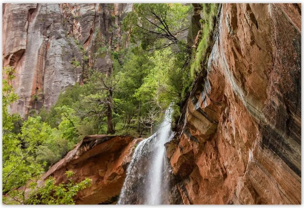 Poszterek 200x135 Gyönyörű vízesés Hegyek