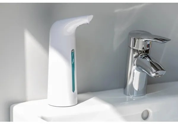 WENKO 24841100-LARINO szappanadagoló 9x21,5 cm fehér