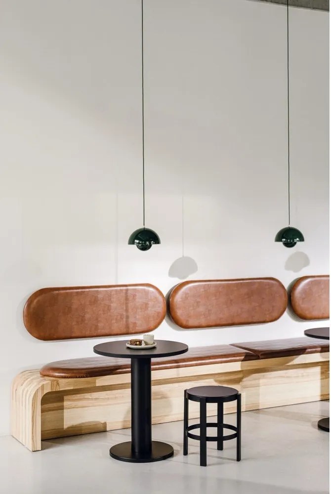 Kerek étkezőasztal tölgyfa dekoros asztallappal ø 65 cm Sool – noo.ma