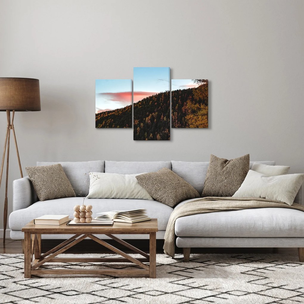 Kép a domb fölött (90x60 cm)