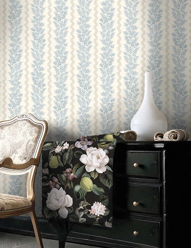 Holden Decor Tales of the Manor Pipkin Stripe bézs-kék csíkos vlies tapéta – 91981