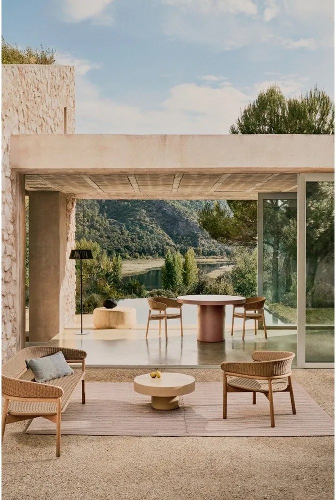 Natúr színű tömörfa kerti fotel Arinella – Kave Home